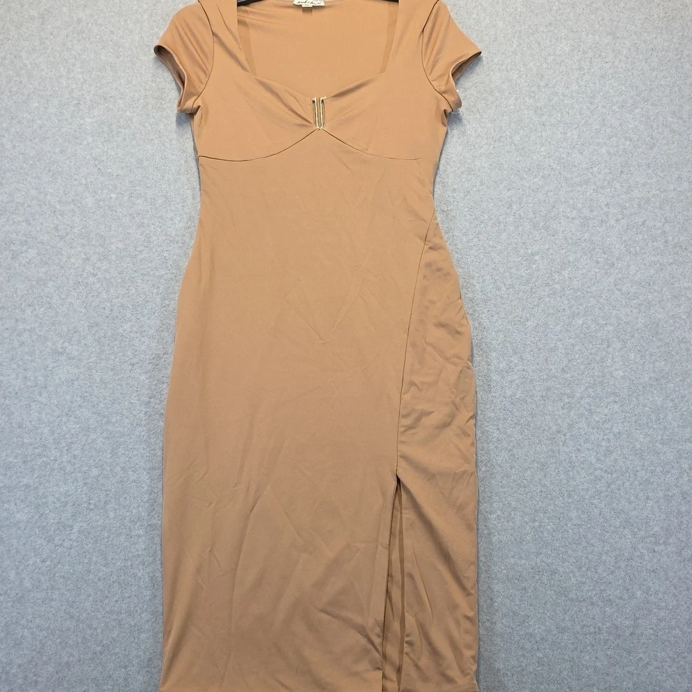 Derek Heart NWT lined body con dress tan